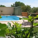 בית נופש Gorgeous In Pons De Mauchien